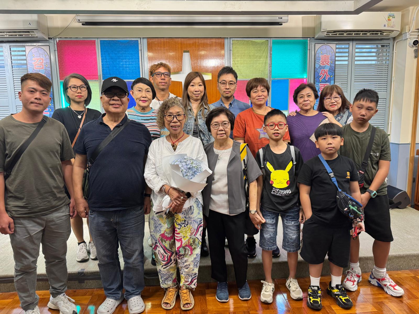 <br />
<b>Notice</b>:  Undefined index: title in <b>/home/www/elimchurch/frontend/_block_stkstw_album.php</b> on line <b>207</b><br />
