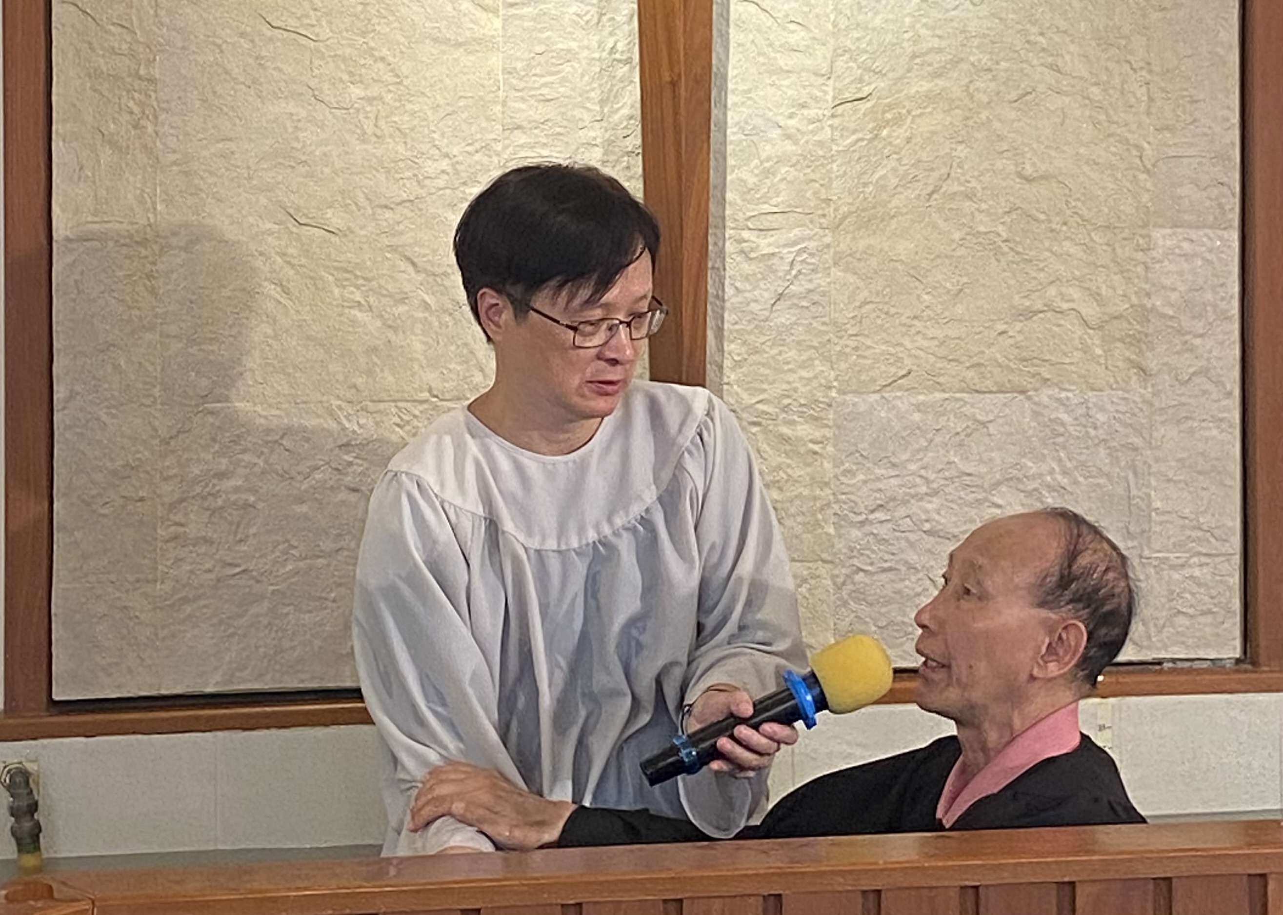 <br />
<b>Notice</b>:  Undefined index: title in <b>/home/www/elimchurch/frontend/_block_stkstw_album.php</b> on line <b>207</b><br />
