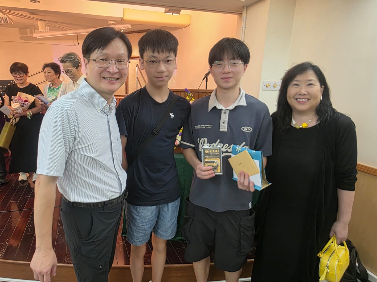 <br />
<b>Notice</b>:  Undefined index: title in <b>/home/www/elimchurch/frontend/_block_stkstw_album.php</b> on line <b>207</b><br />
