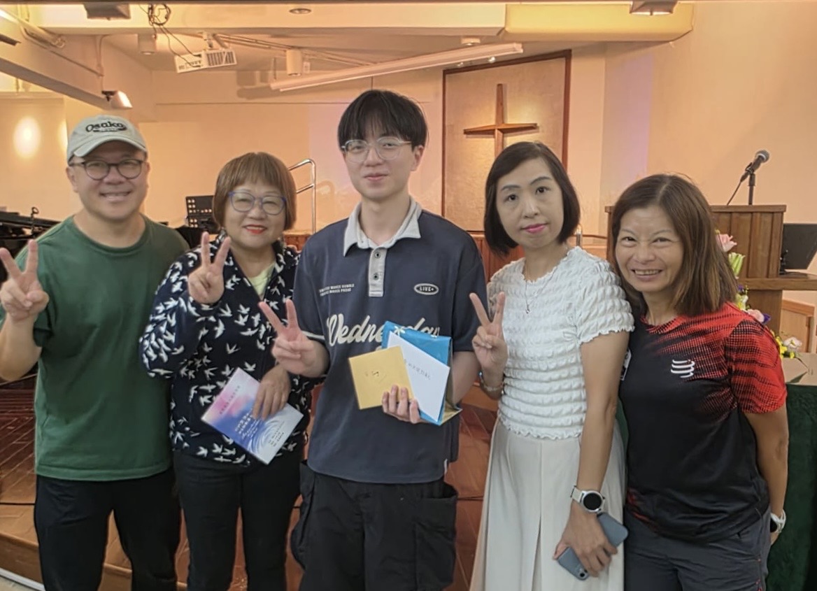 <br />
<b>Notice</b>:  Undefined index: title in <b>/home/www/elimchurch/frontend/_block_stkstw_album.php</b> on line <b>207</b><br />
