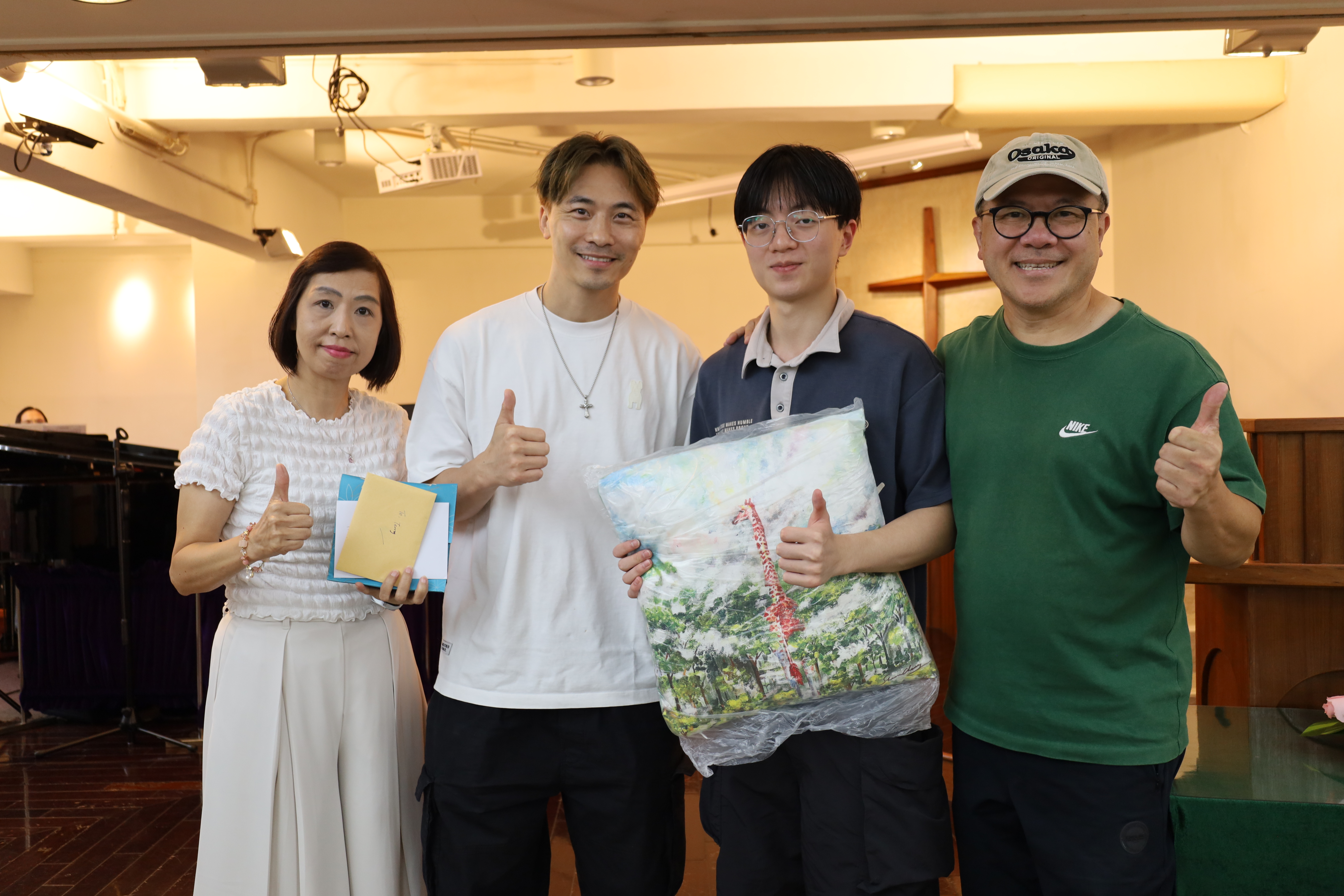 <br />
<b>Notice</b>:  Undefined index: title in <b>/home/www/elimchurch/frontend/_block_stkstw_album.php</b> on line <b>207</b><br />
