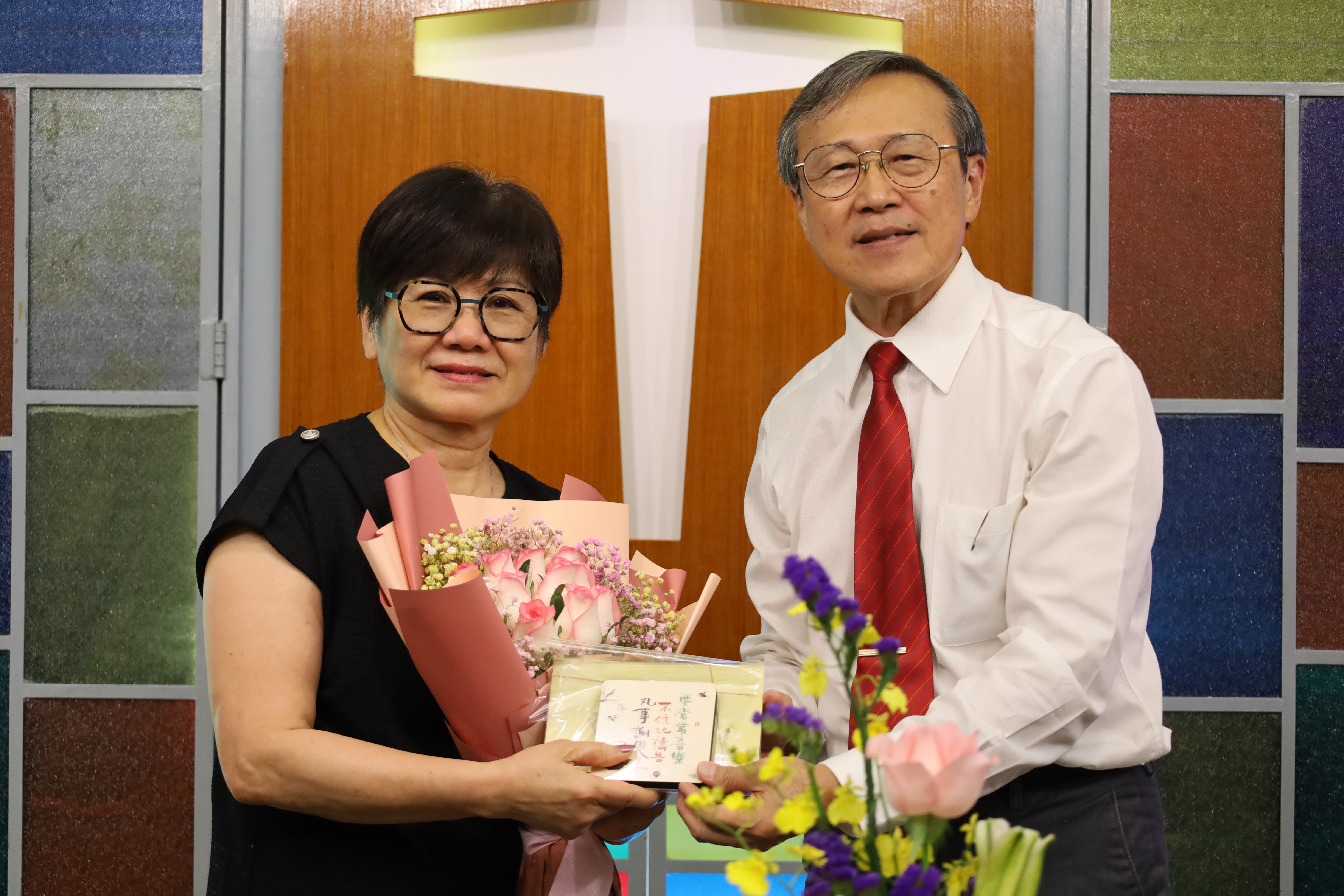 <br />
<b>Notice</b>:  Undefined index: title in <b>/home/www/elimchurch/frontend/_block_stkstw_album.php</b> on line <b>207</b><br />
