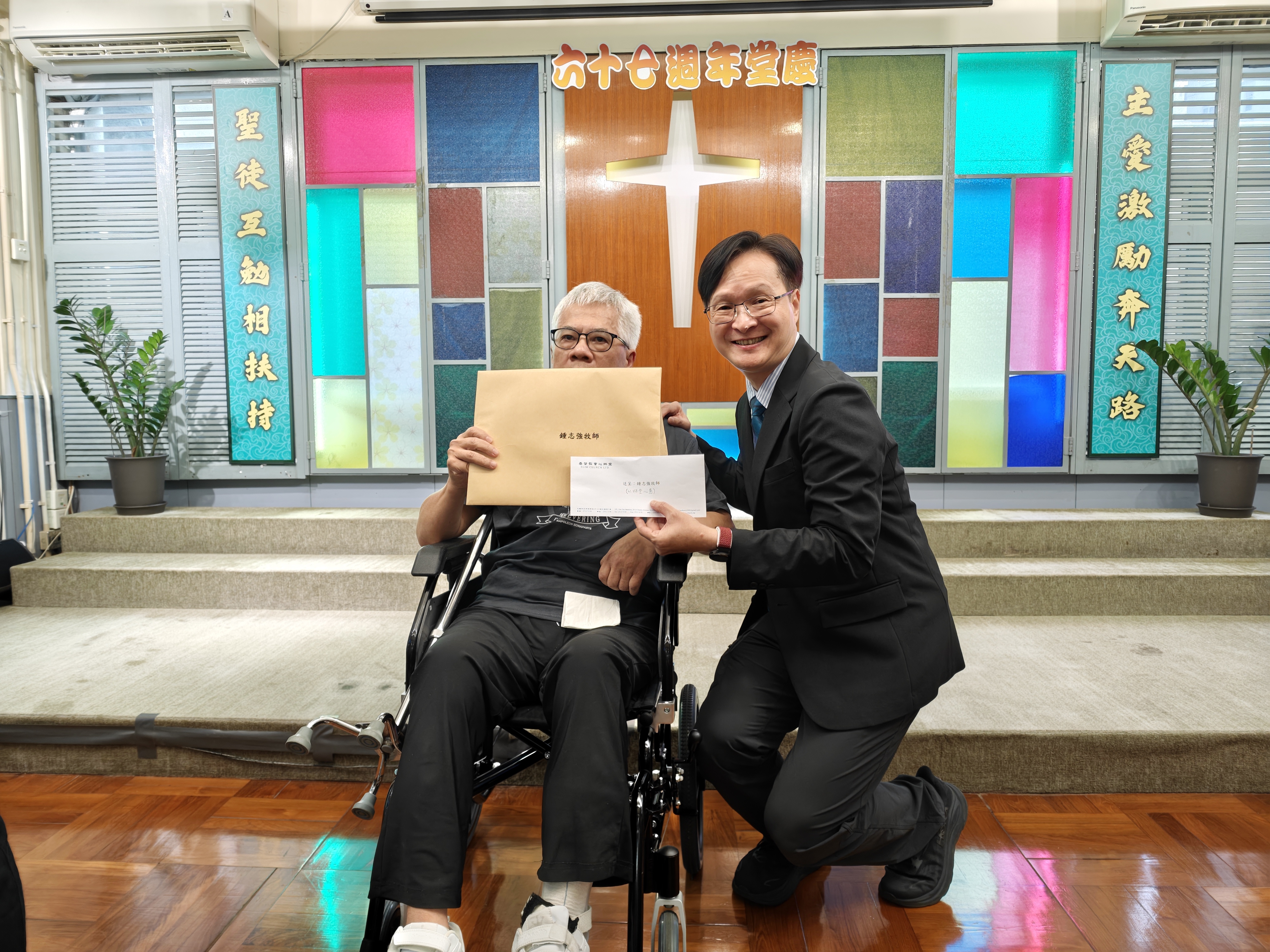 <br />
<b>Notice</b>:  Undefined index: title in <b>/home/www/elimchurch/frontend/_block_stkstw_album.php</b> on line <b>207</b><br />
