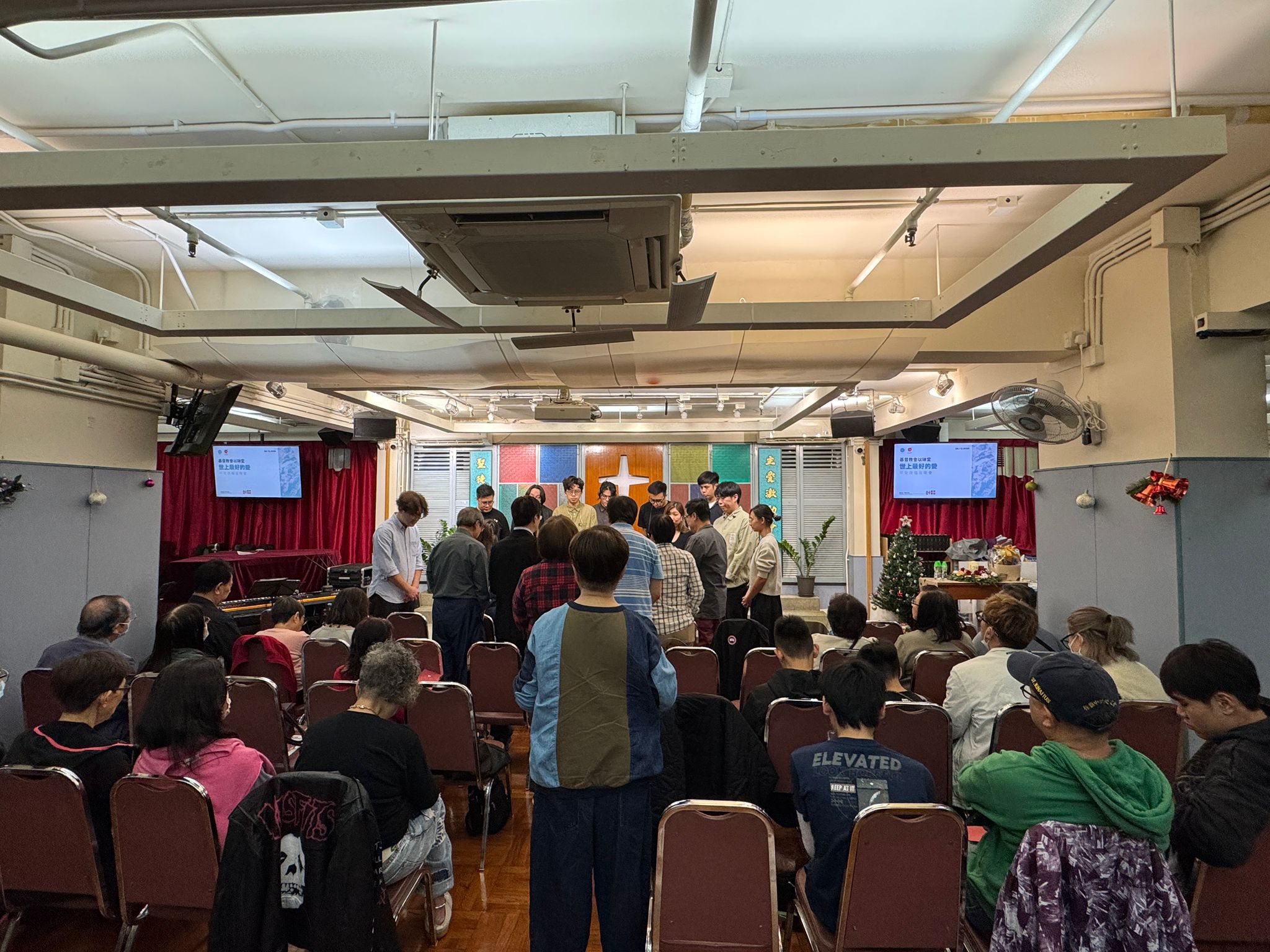 <br />
<b>Notice</b>:  Undefined index: title in <b>/home/www/elimchurch/frontend/_block_stkstw_album.php</b> on line <b>207</b><br />
