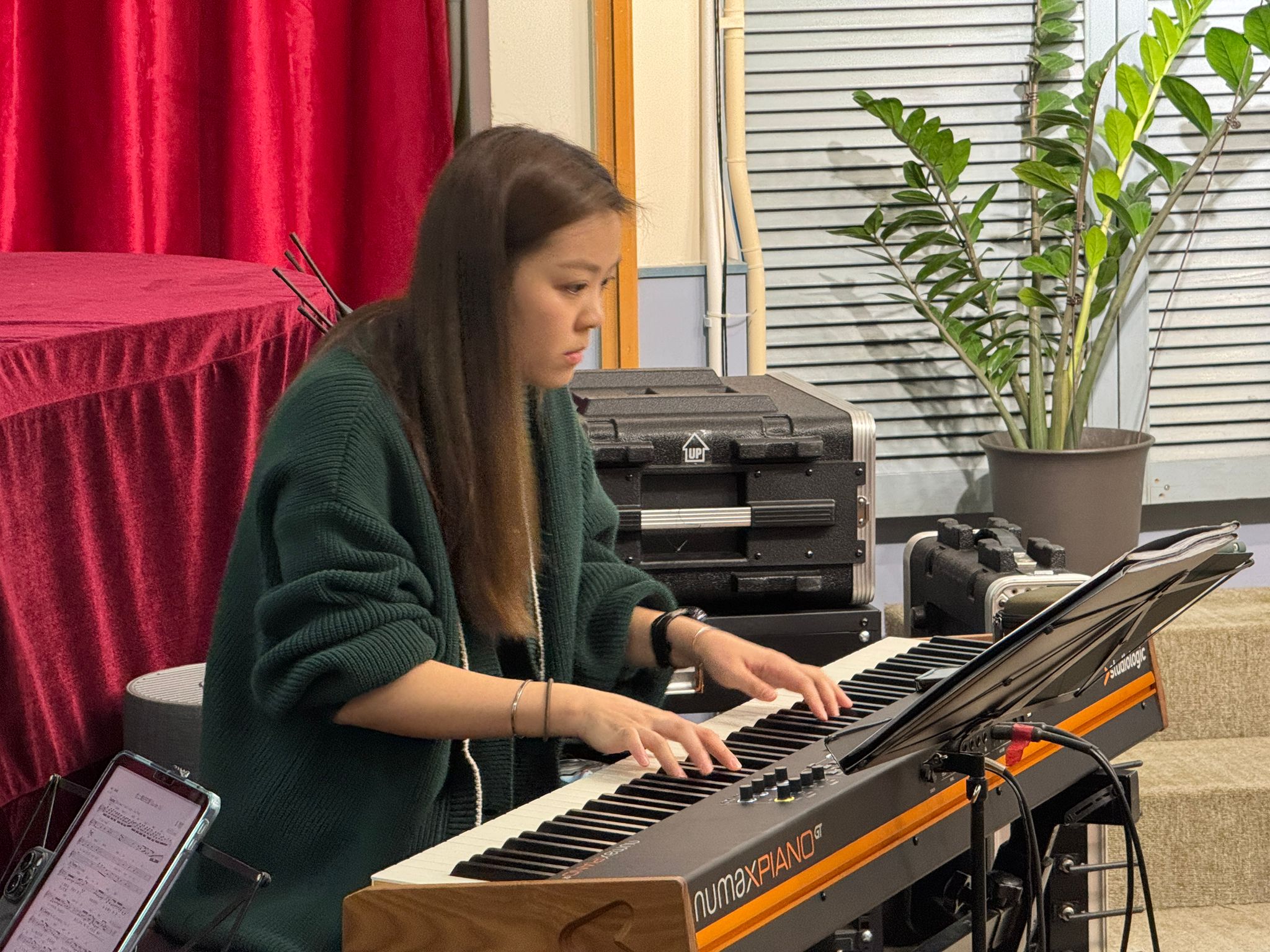 <br />
<b>Notice</b>:  Undefined index: title in <b>/home/www/elimchurch/frontend/_block_stkstw_album.php</b> on line <b>207</b><br />
