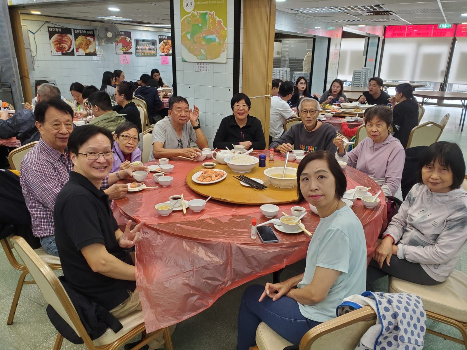 <br />
<b>Notice</b>:  Undefined index: title in <b>/home/www/elimchurch/frontend/_block_stkstw_album.php</b> on line <b>207</b><br />
