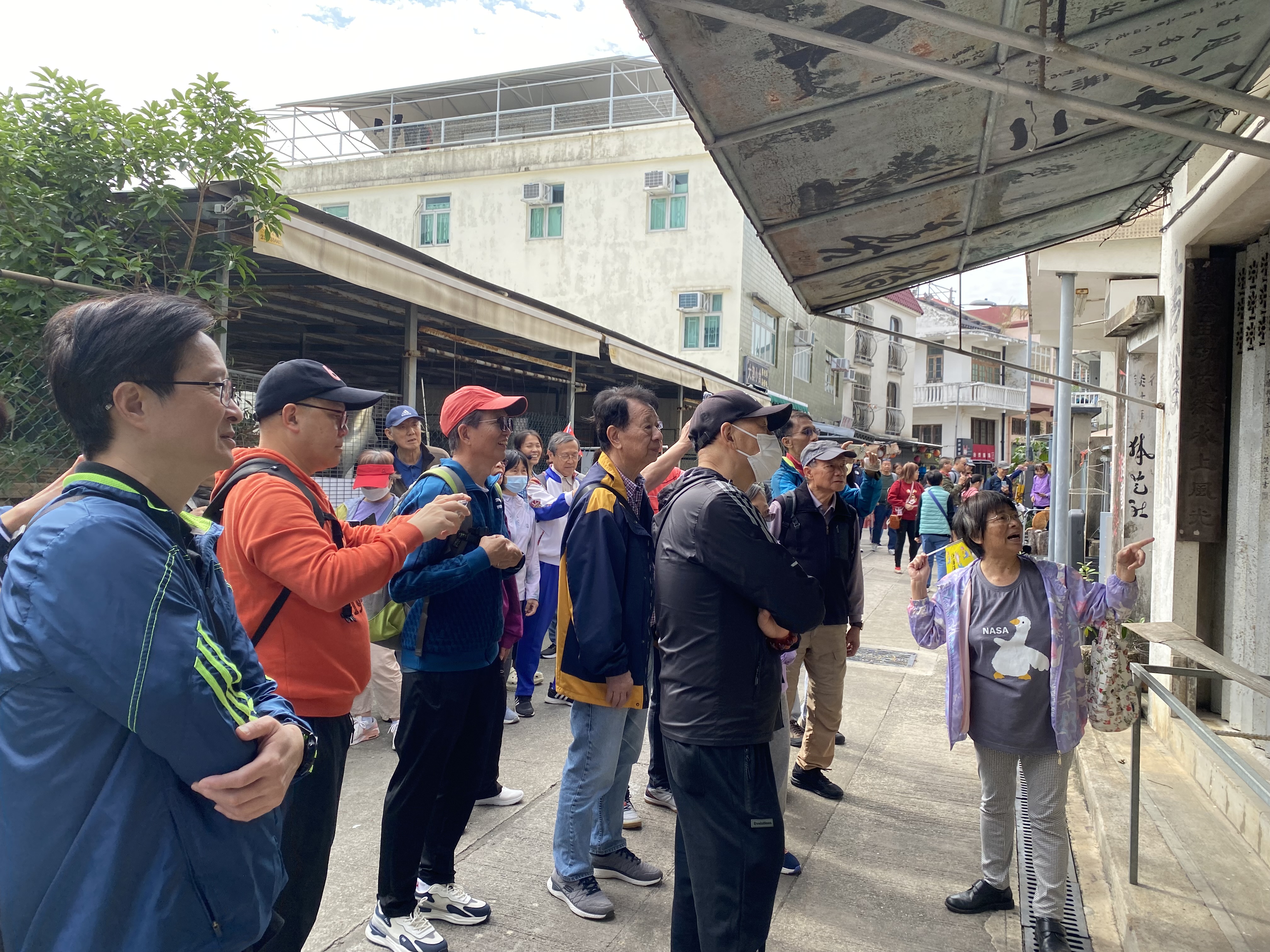 <br />
<b>Notice</b>:  Undefined index: title in <b>/home/www/elimchurch/frontend/_block_stkstw_album.php</b> on line <b>207</b><br />
