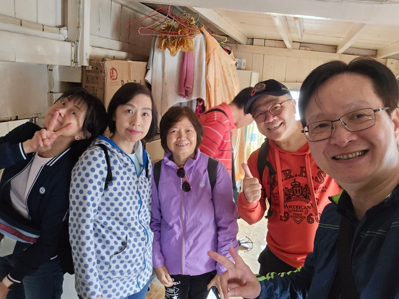 <br />
<b>Notice</b>:  Undefined index: title in <b>/home/www/elimchurch/frontend/_block_stkstw_album.php</b> on line <b>207</b><br />
