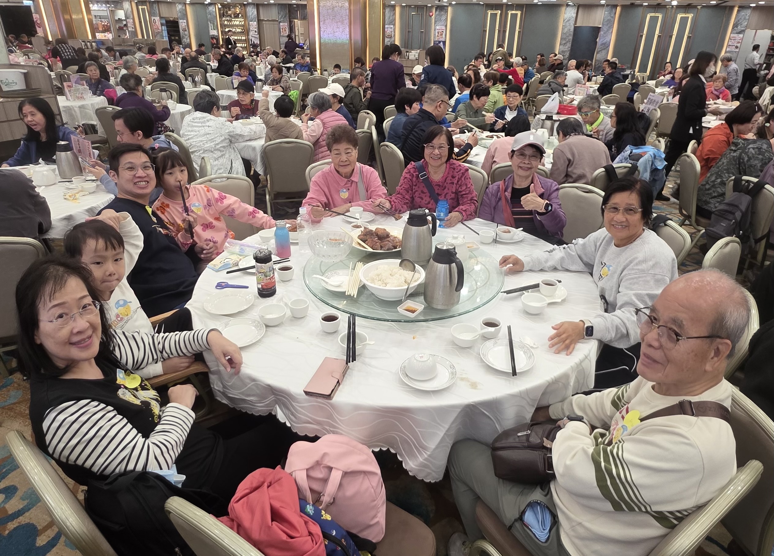 <br />
<b>Notice</b>:  Undefined index: title in <b>/home/www/elimchurch/frontend/_block_stkstw_album.php</b> on line <b>207</b><br />
