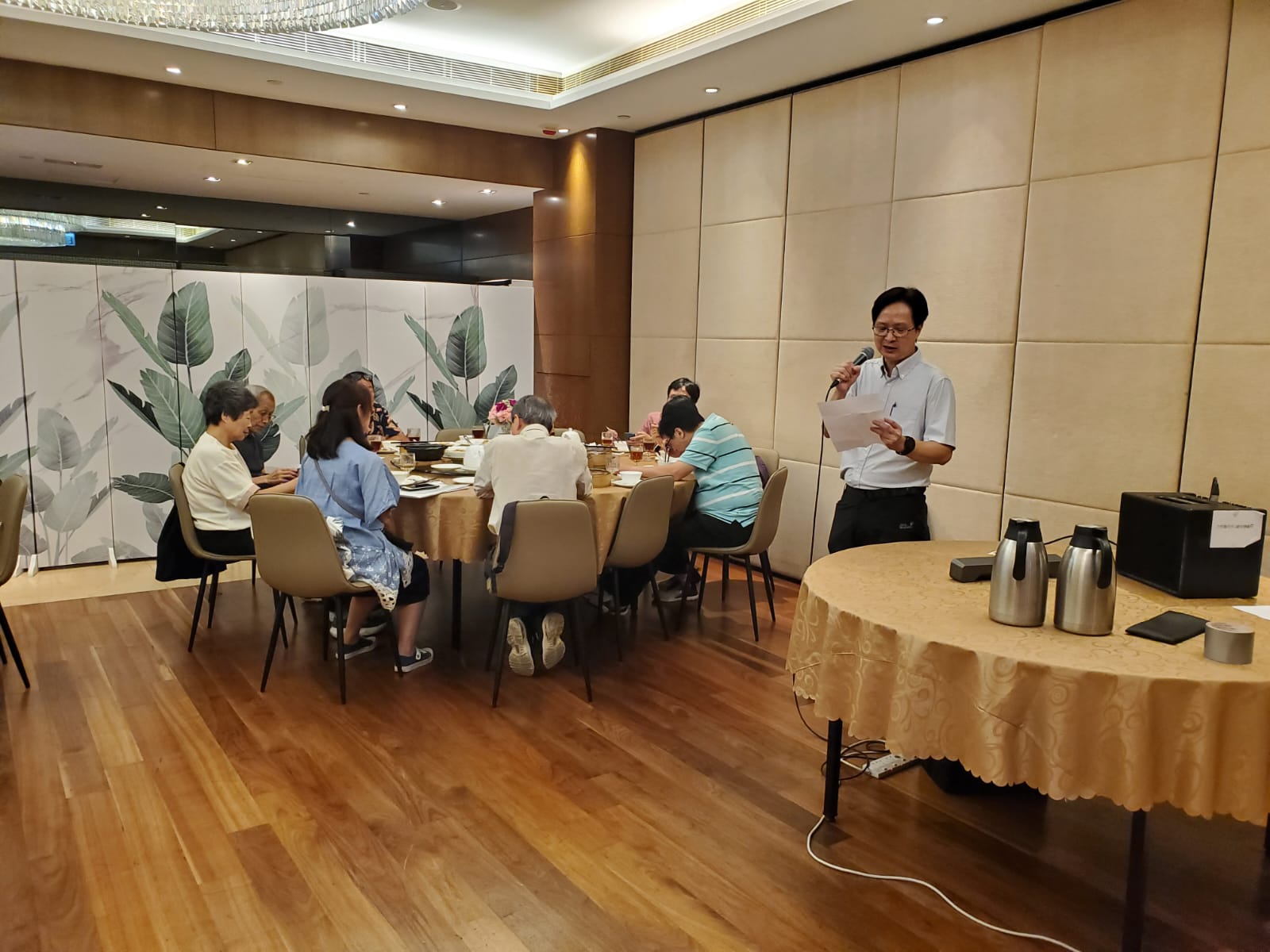 <br />
<b>Notice</b>:  Undefined index: title in <b>/home/www/elimchurch/frontend/_block_stkstw_album.php</b> on line <b>207</b><br />
