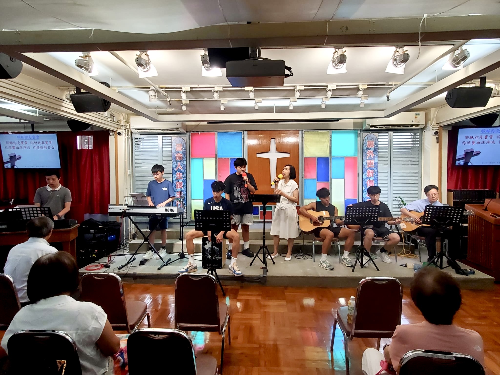 <br />
<b>Notice</b>:  Undefined index: title in <b>/home/www/elimchurch/frontend/_block_stkstw_album.php</b> on line <b>207</b><br />
