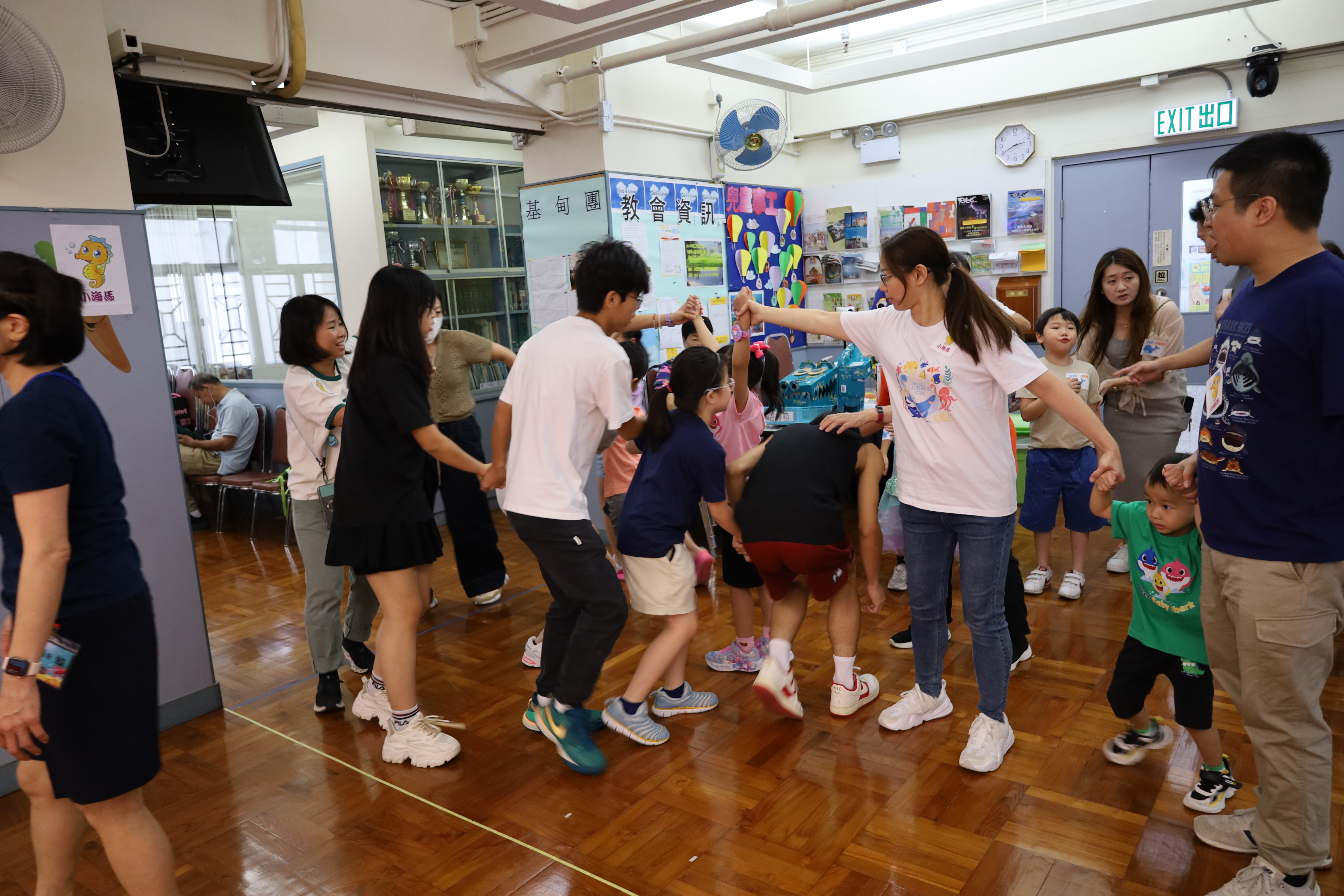 <br />
<b>Notice</b>:  Undefined index: title in <b>/home/www/elimchurch/frontend/_block_stkstw_album.php</b> on line <b>207</b><br />
