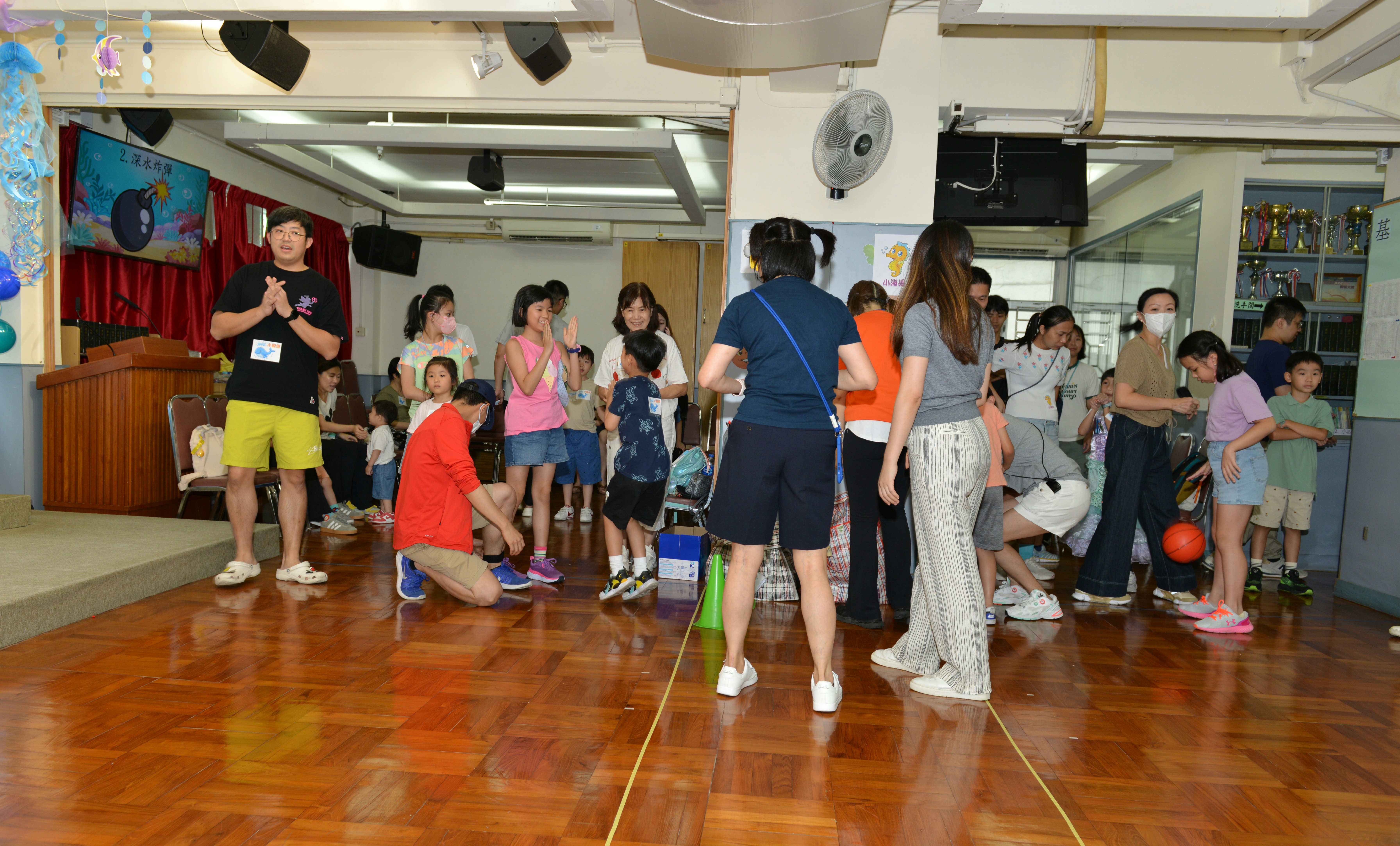 <br />
<b>Notice</b>:  Undefined index: title in <b>/home/www/elimchurch/frontend/_block_stkstw_album.php</b> on line <b>207</b><br />
