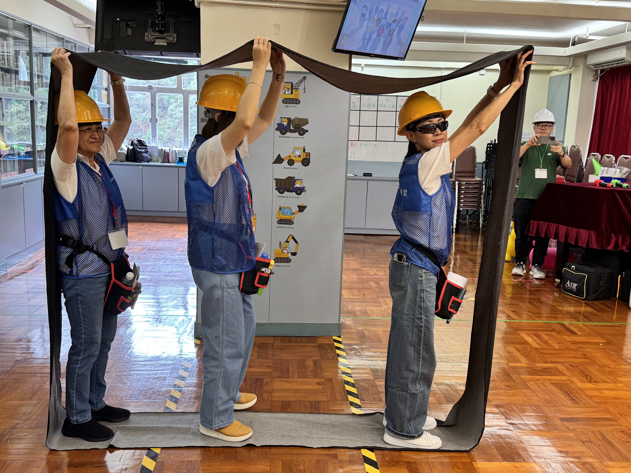 <br />
<b>Notice</b>:  Undefined index: title in <b>/home/www/elimchurch/frontend/_block_stkstw_album.php</b> on line <b>207</b><br />
