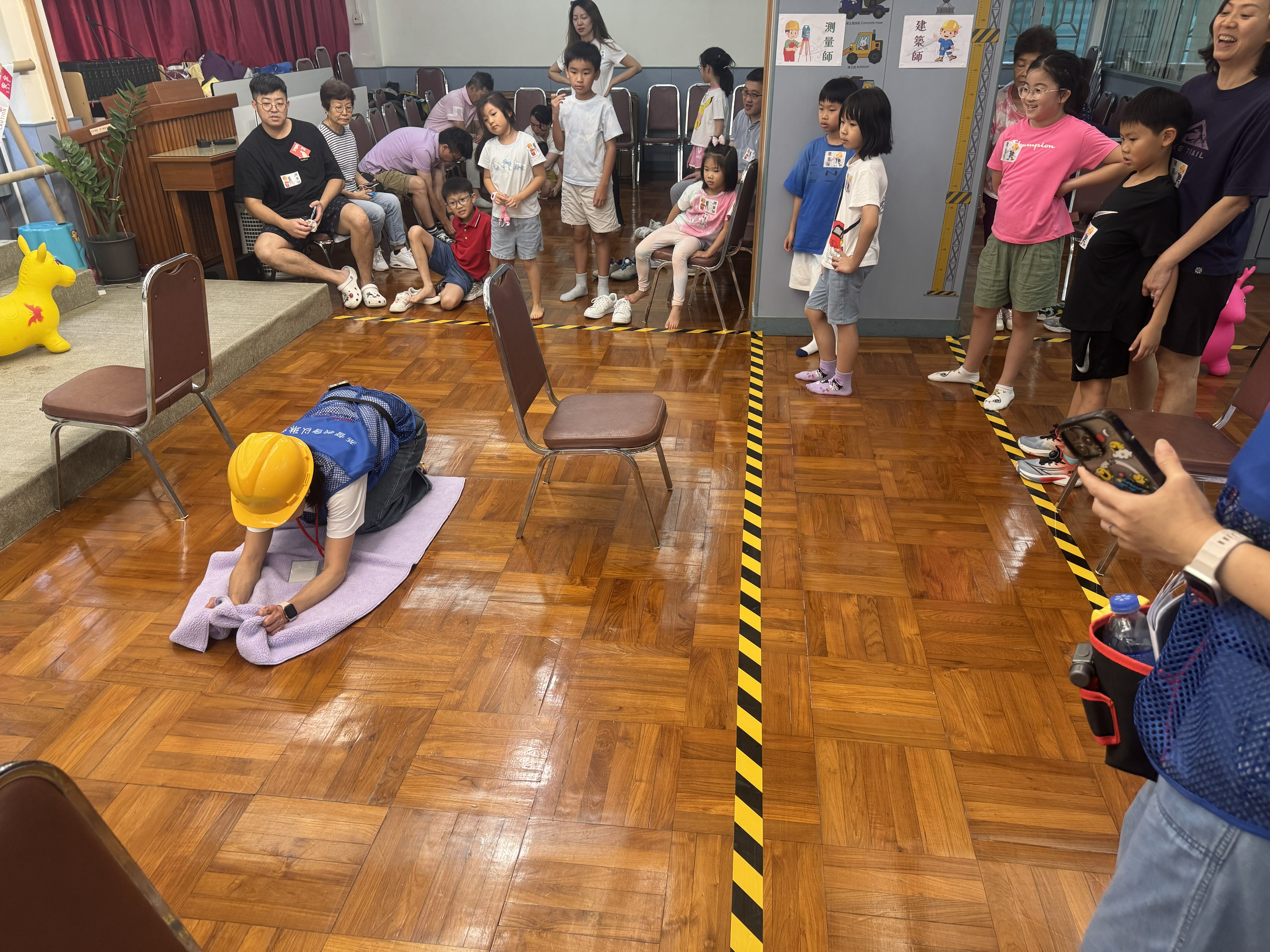 <br />
<b>Notice</b>:  Undefined index: title in <b>/home/www/elimchurch/frontend/_block_stkstw_album.php</b> on line <b>207</b><br />
