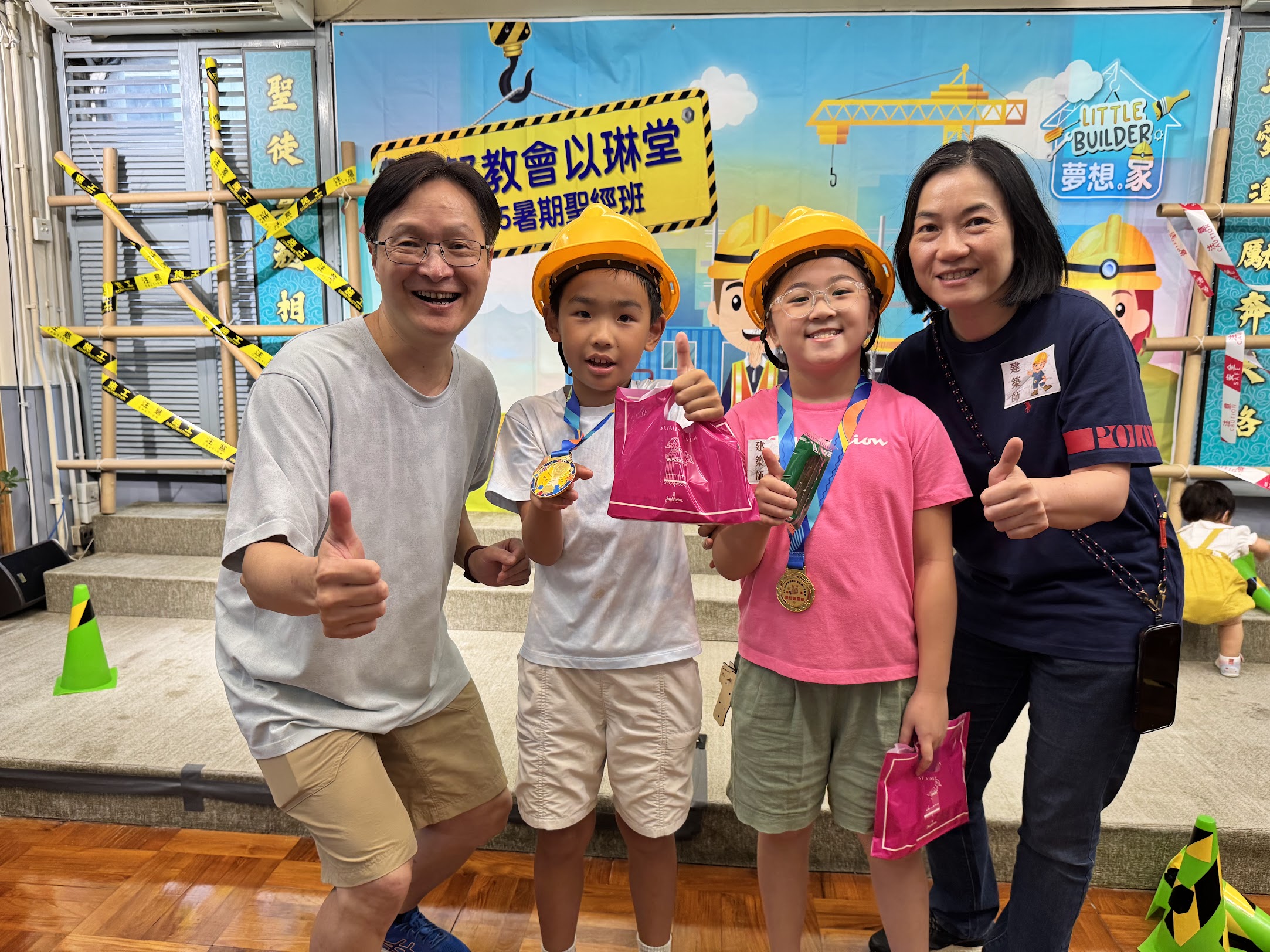 <br />
<b>Notice</b>:  Undefined index: title in <b>/home/www/elimchurch/frontend/_block_stkstw_album.php</b> on line <b>207</b><br />
