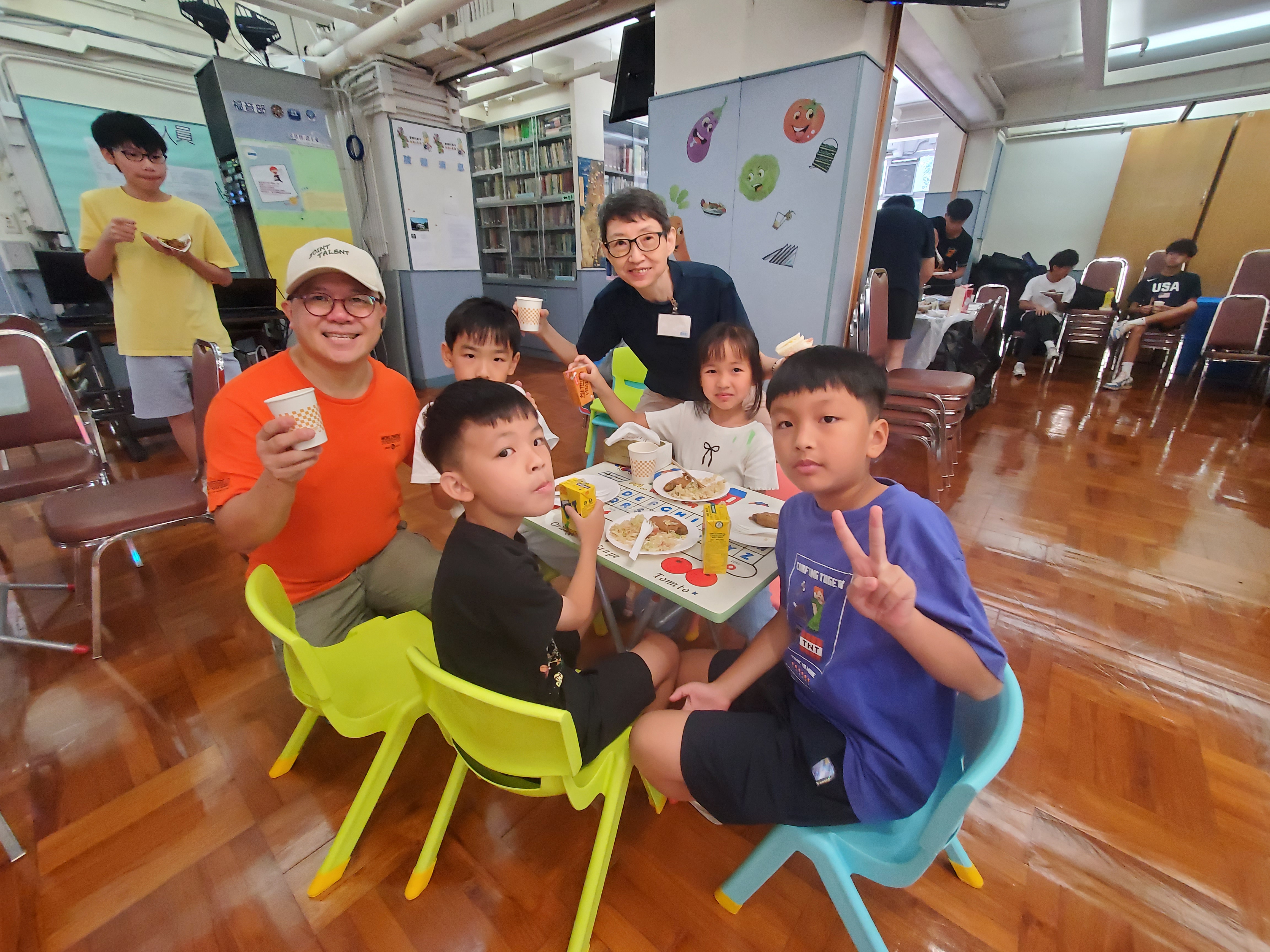 <br />
<b>Notice</b>:  Undefined index: title in <b>/home/www/elimchurch/frontend/_block_stkstw_album.php</b> on line <b>207</b><br />
