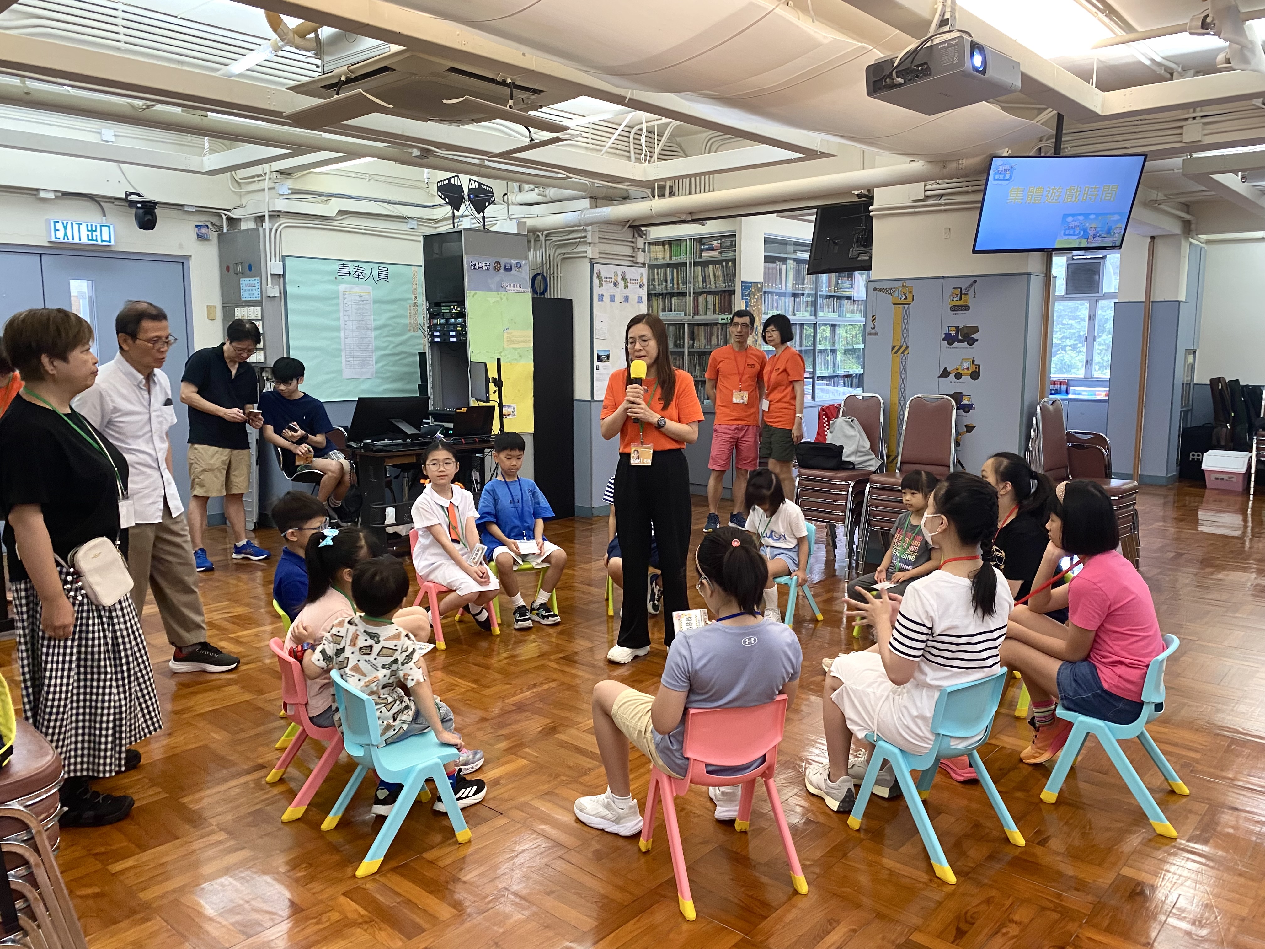 <br />
<b>Notice</b>:  Undefined index: title in <b>/home/www/elimchurch/frontend/_block_stkstw_album.php</b> on line <b>207</b><br />
