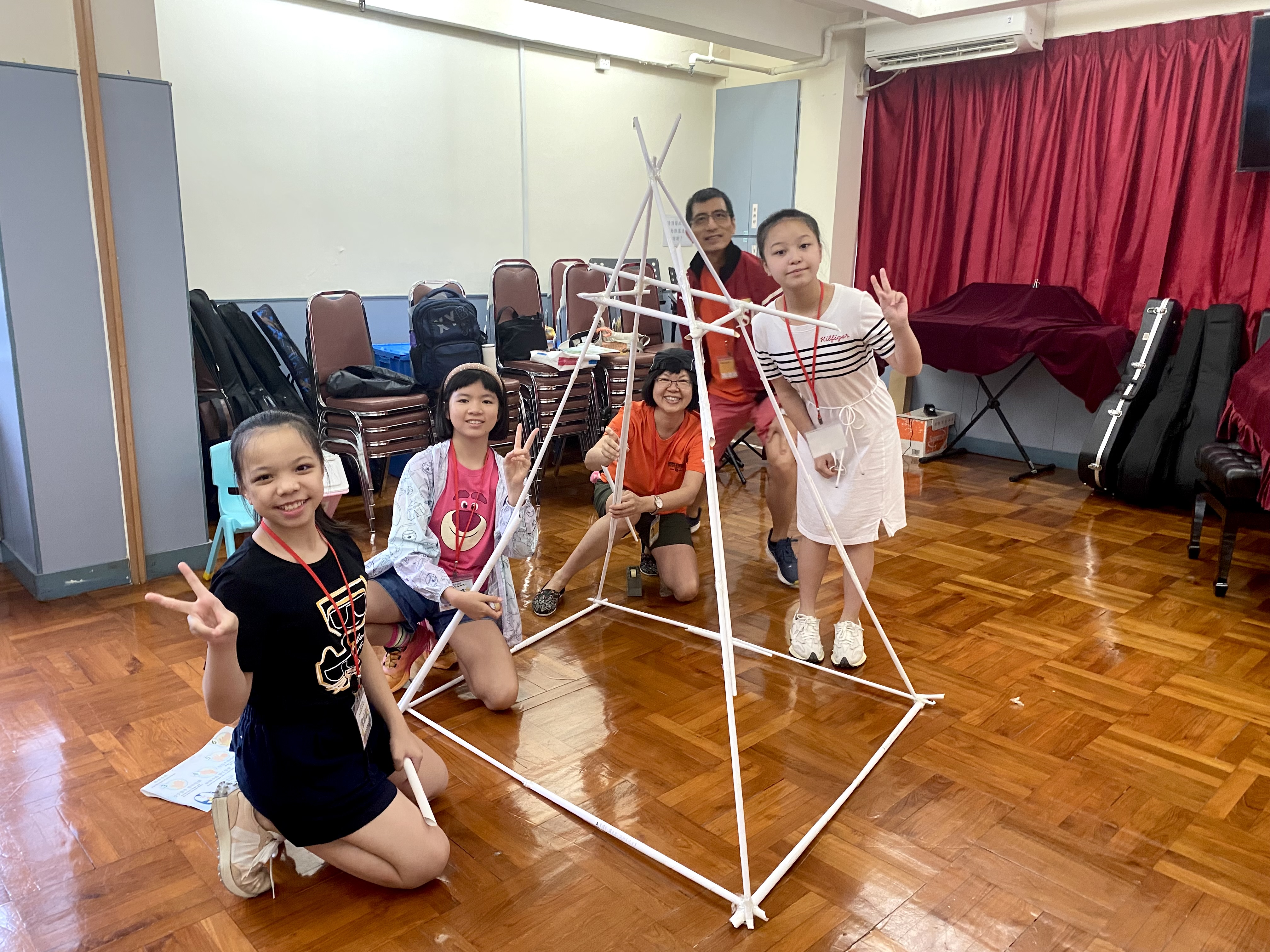 <br />
<b>Notice</b>:  Undefined index: title in <b>/home/www/elimchurch/frontend/_block_stkstw_album.php</b> on line <b>207</b><br />
