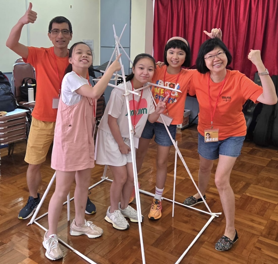 <br />
<b>Notice</b>:  Undefined index: title in <b>/home/www/elimchurch/frontend/_block_stkstw_album.php</b> on line <b>207</b><br />
